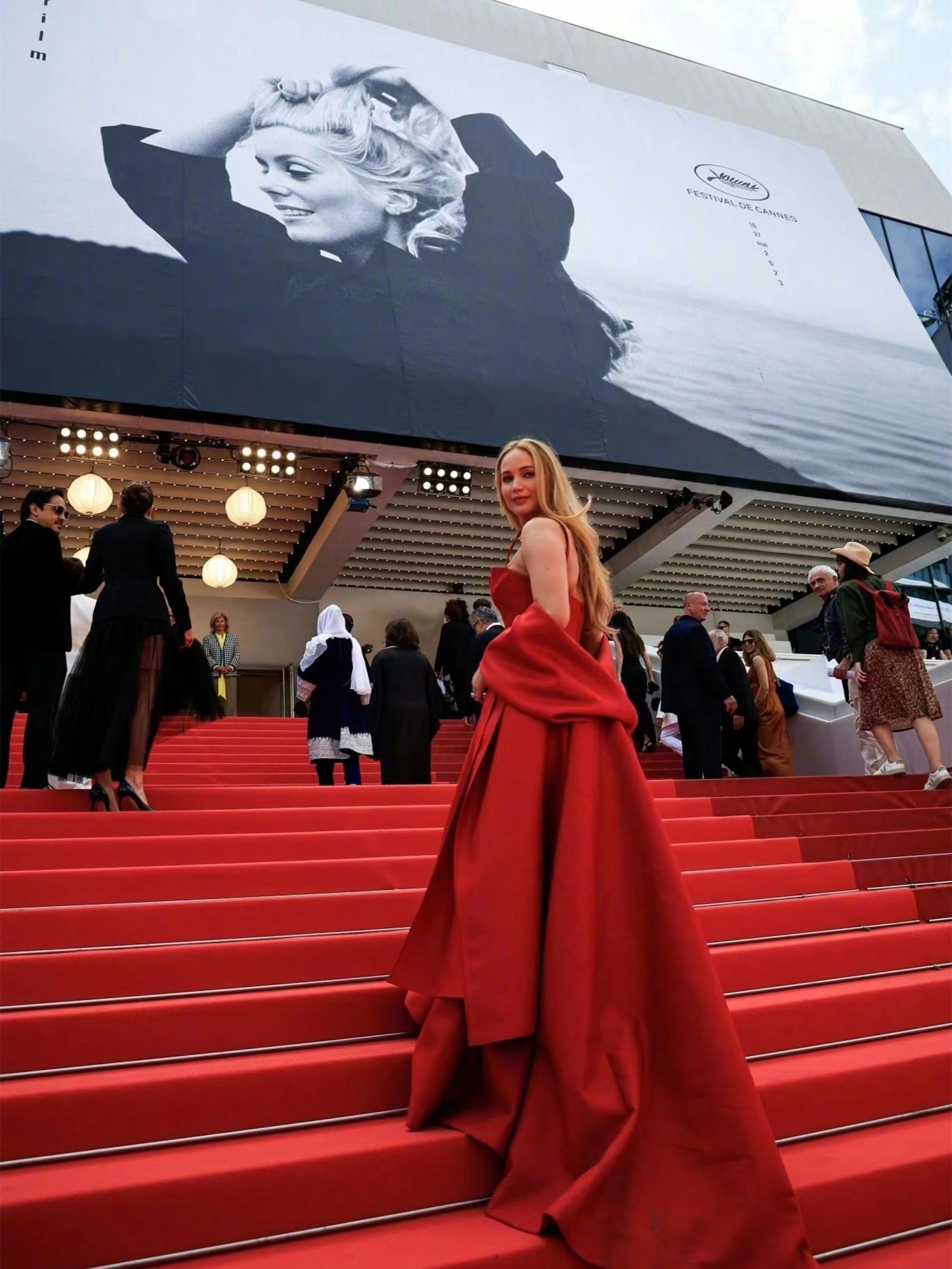 Jennifer Lawrence 2023 Cannes Red Carpet Prom Dresses, A-line Red Satin Prom Dresses, Celebrity Dresses, Newest Prom Dresses