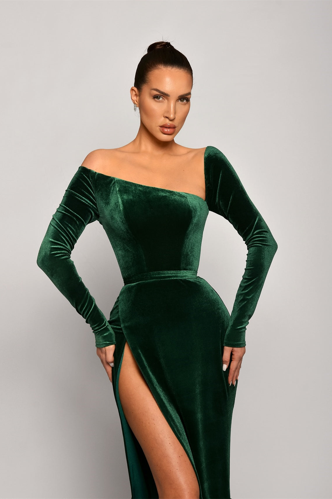 Dark Green Velvet Long Sleeves Fitted Prom Dresses, Wedding Guest Dresses, Long Bridesmaid Dresses, Newest Prom Dresses