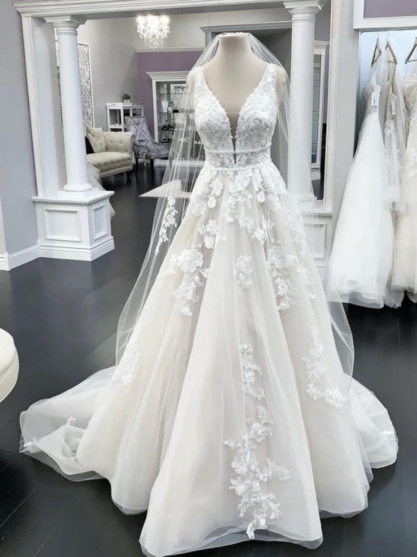 V-neck Lace Long Wedding Dresses, Elegant Popular Lace Wedding Dresses