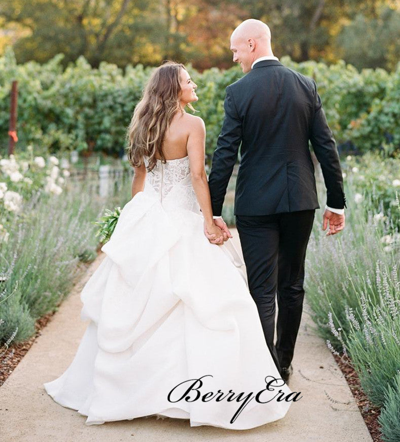 Sweetheart Strapless Unique Wedding Dresses, Lace A-line Wedding Dresses