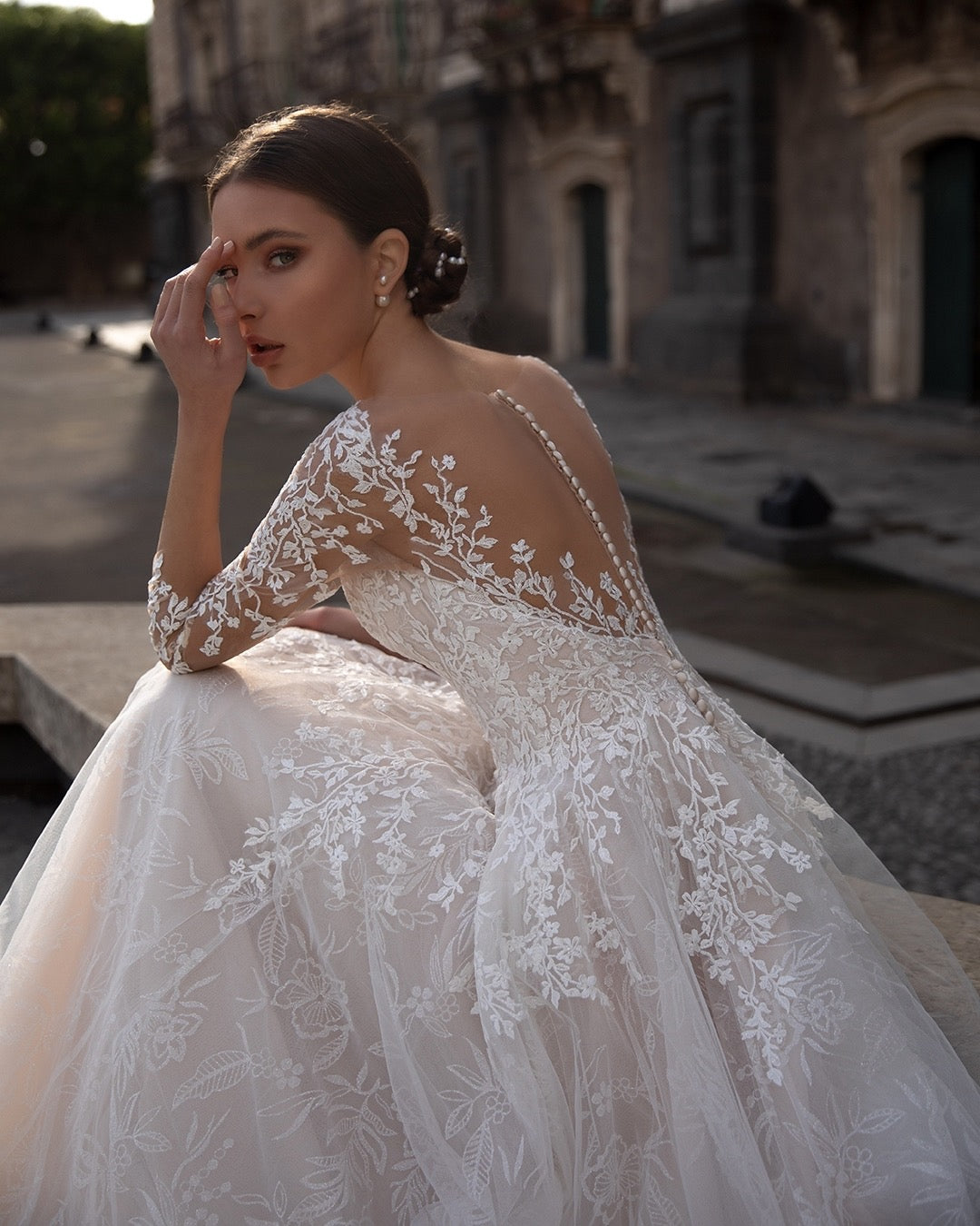 Long Sleeves Lace Tulle Wedding Gown, Elegant Lace Bridal Gown, 2020 Wedding Dresses